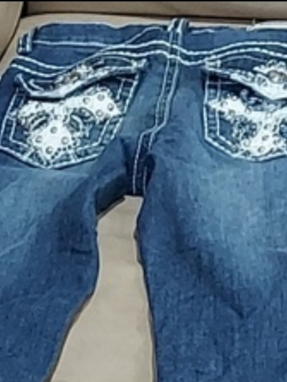 NWT Denim couture jeans with cross design size 3